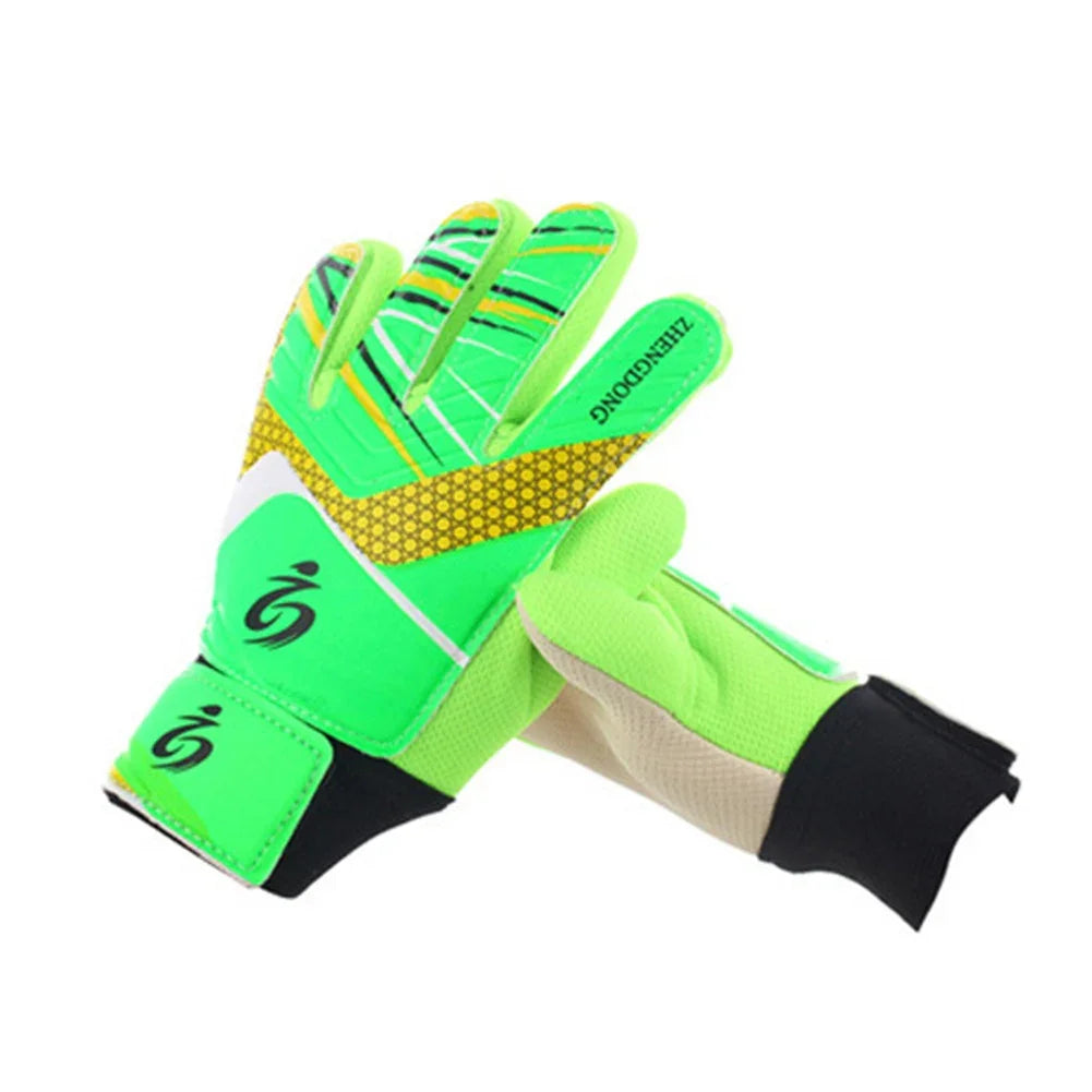 Kid's soccer goalkeeper gloves guantes de portero for children 5-16 years old soft goalkeeper gloves children riding scooters sp