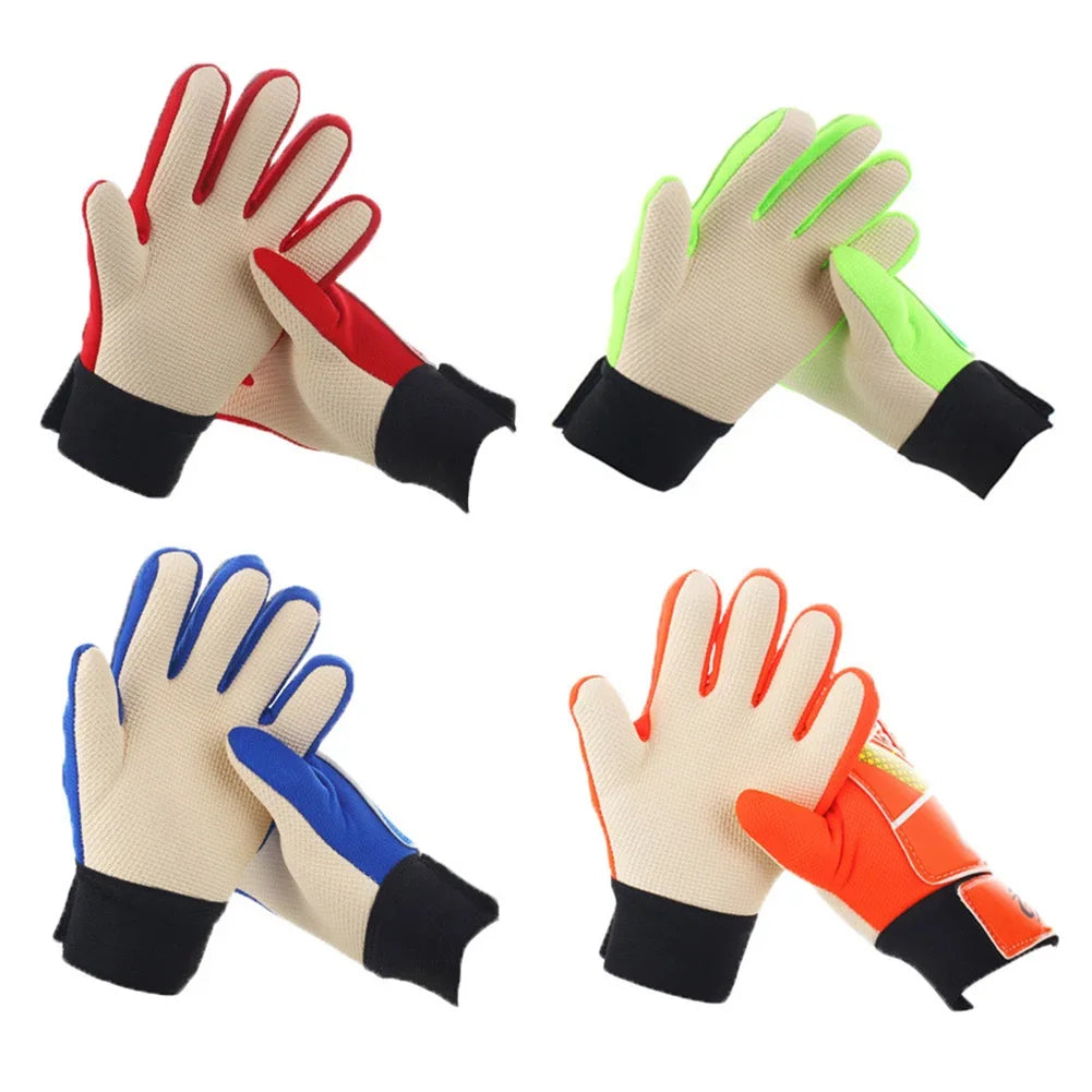 Kid's soccer goalkeeper gloves guantes de portero for children 5-16 years old soft goalkeeper gloves children riding scooters sp
